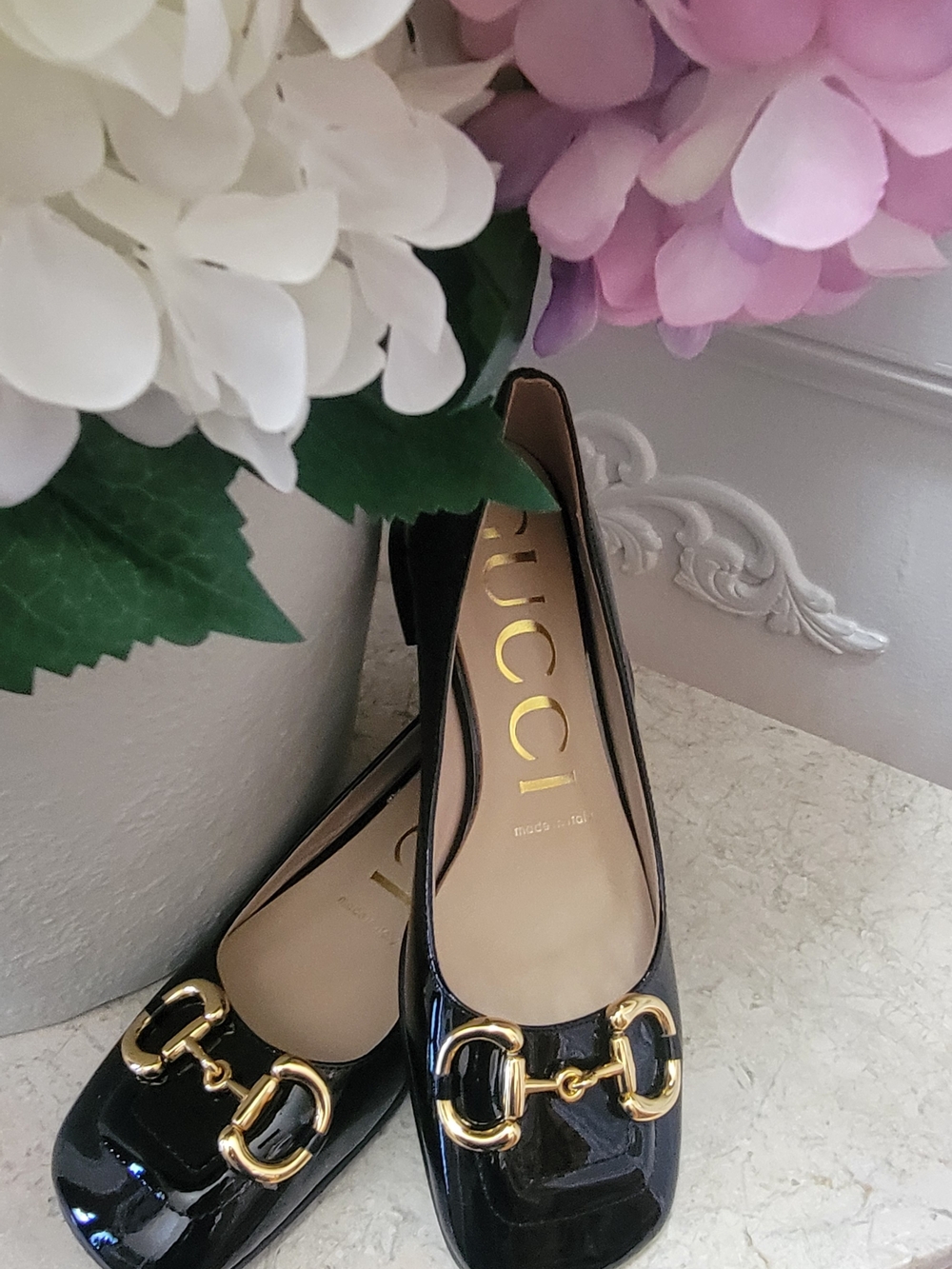 Gucci Black Patent Leather Horsebit Flats with Gold Hardware